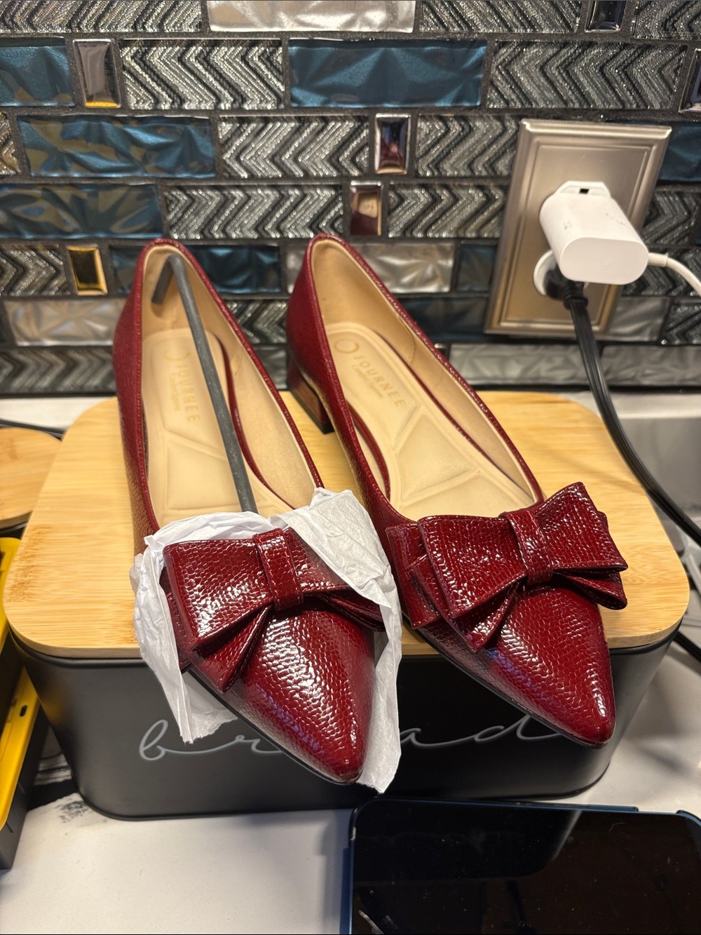 Journee Collection Burgundy Pointed-Toe Bow Patent Flats